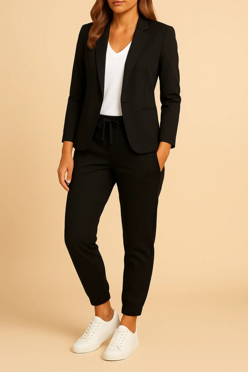 Ciara™ | Elegant Women's Suit - WeWoman