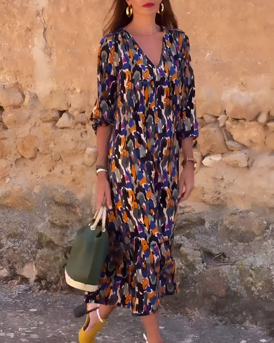 Nathalie | Retro Print V - Neck Dress - WeWoman